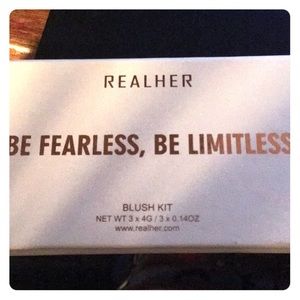 Realher blush kit